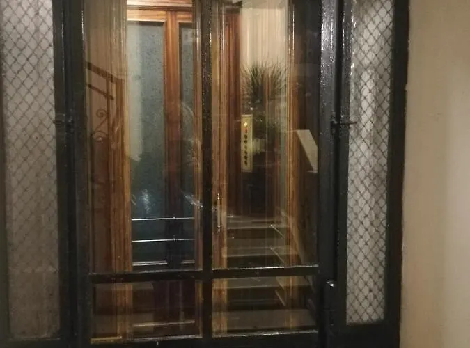 Luxury & Charme Colosseo Apartamento *